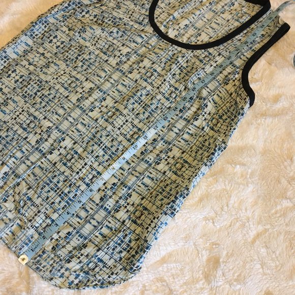 100% Silk Black Trim Art Museum Tank Top - Picture 9 of 11